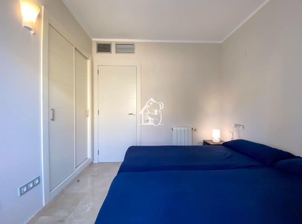 3 soverom Villa til leie i San Miguel de Salinas med svømmebasseng - € 2 300 (Ref: 9993684)