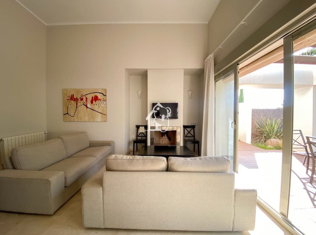 3 soverom Villa til leie i San Miguel de Salinas med svømmebasseng - € 2 300 (Ref: 9993684)