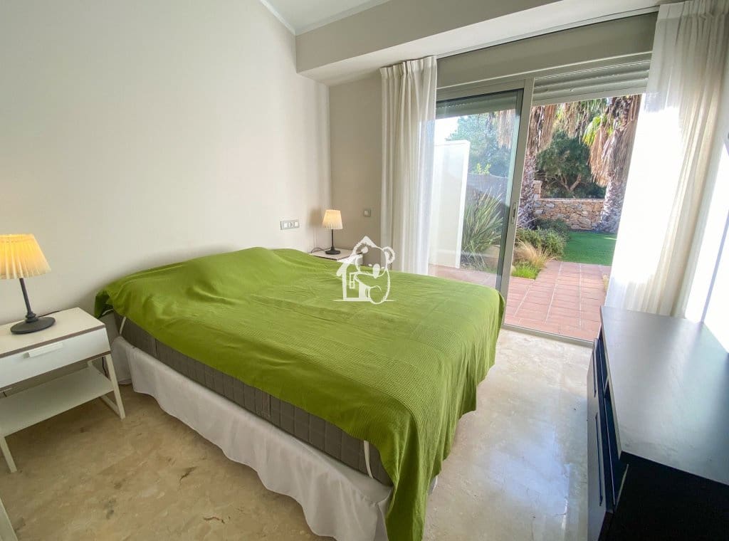 3 soverom Villa til leie i San Miguel de Salinas med svømmebasseng - € 2 300 (Ref: 9993684)