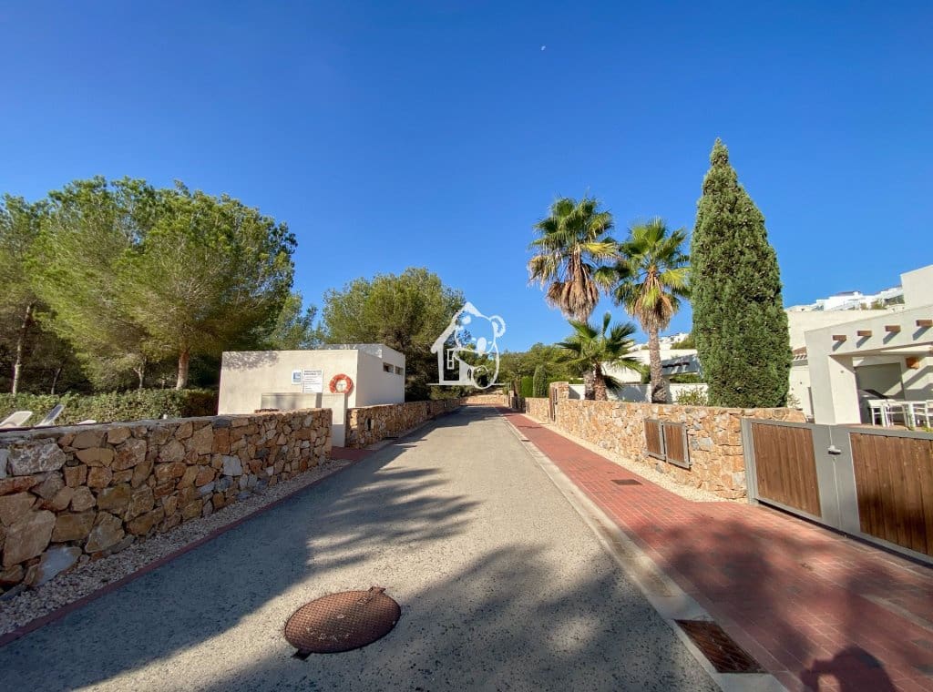 3 soverom Villa til leie i San Miguel de Salinas med svømmebasseng - € 2 300 (Ref: 9993684)