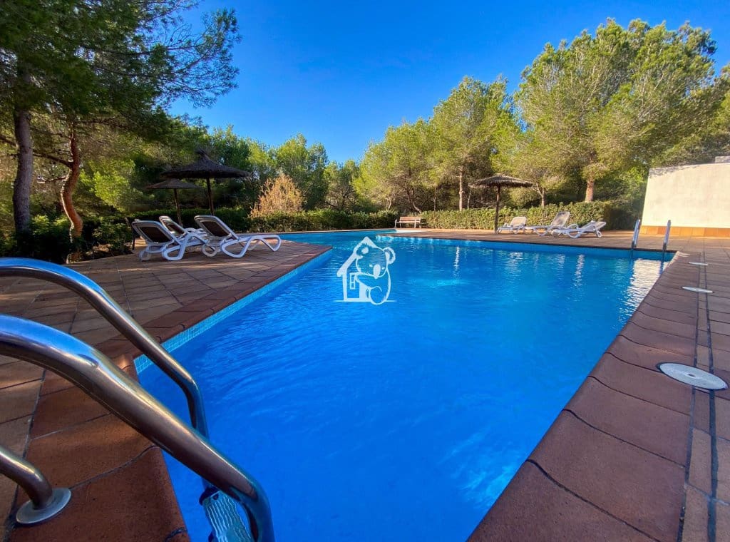 3 soverom Villa til leie i San Miguel de Salinas med svømmebasseng - € 2 300 (Ref: 9993684)