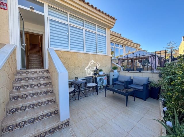 3 soveværelse Byhus til leje i Los Balcones - Los Altos, Torrevieja - € 1.600 (Ref: 9998002)