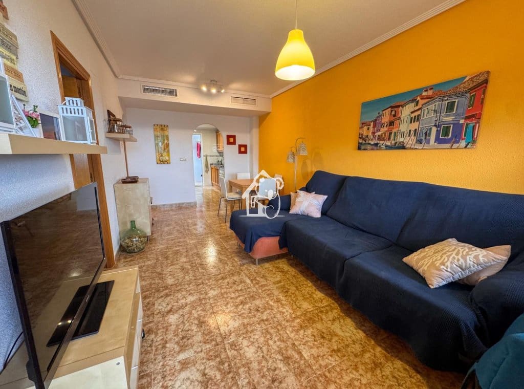 Appartement de 2 chambres à louer à Orihuela Costa avec piscine - 650 € (Ref: 9998004)