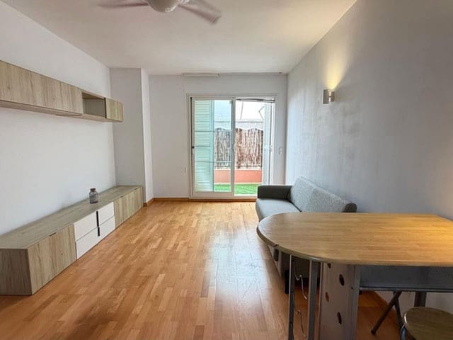 1 bedroom Flat for rent in Palma de Mallorca with pool garage - € 1,300 (Ref: 10150592)