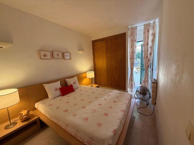 2 makuuhuone Huoneisto vuokrattavana paikassa Cala Ratjada mukana 
autotalli - 803 € (Ref: 10181001)