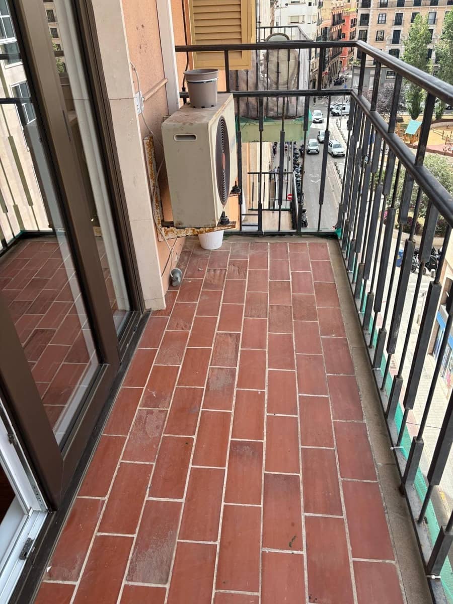 3 bedroom Flat for rent in Palma de Mallorca - € 1,850 (Ref: 8713374)