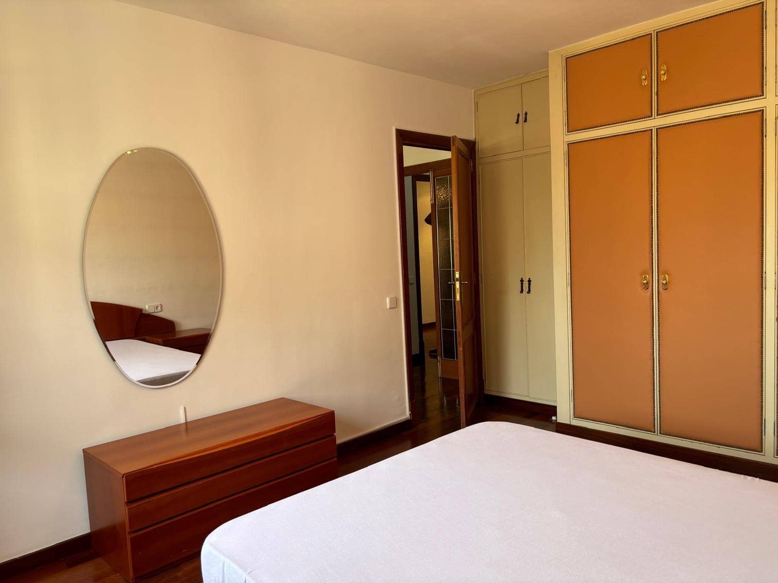 3 bedroom Flat for rent in Palma de Mallorca - € 1,850 (Ref: 8713374)