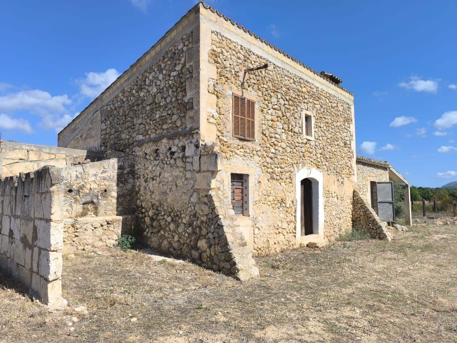 Finca/Landehus til salg i Campanet - € 2.150.000 (Ref: 9166966)