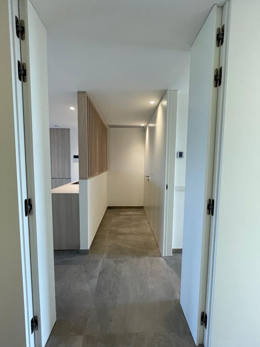 3 bedroom Flat for rent in Palma de Mallorca - € 2,000 (Ref: 9482113)