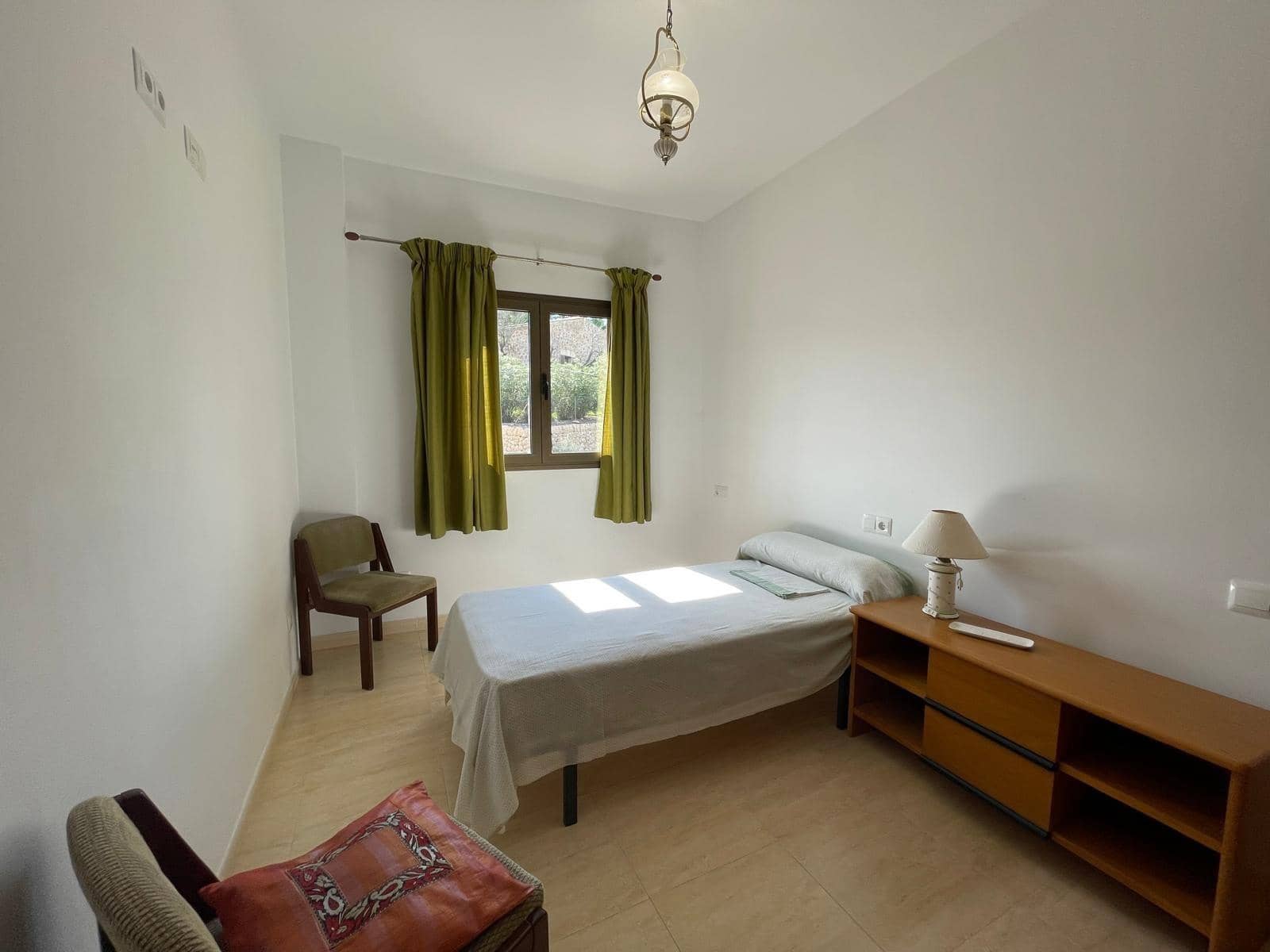 3 bedroom Flat for rent in Maria de la Salud / Maria de la Salut - € 1,200 (Ref: 9491531)