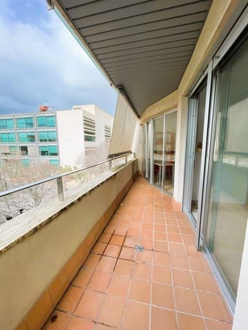 3 soverom Leilighet til leie i Palma de Mallorca med svømmebasseng - € 2 000 (Ref: 9551800)