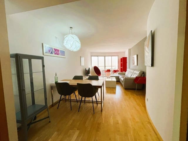 3 soverom Leilighet til leie i Palma de Mallorca med svømmebasseng - € 2 000 (Ref: 9551800)