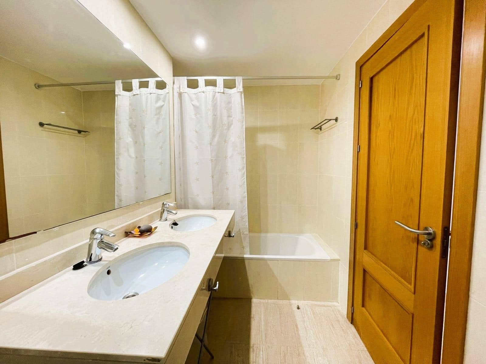 3 bedroom Flat for rent in Palma de Mallorca with pool - € 2,000 (Ref: 9551800)