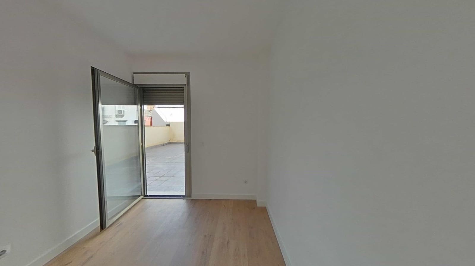 2 bedroom Flat for sale in Palma de Mallorca - € 253,000 (Ref: 9561986)