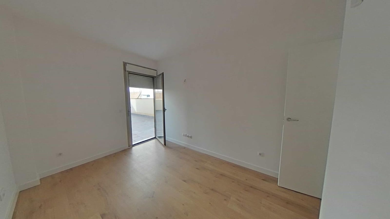 2 bedroom Flat for sale in Palma de Mallorca - € 253,000 (Ref: 9561986)