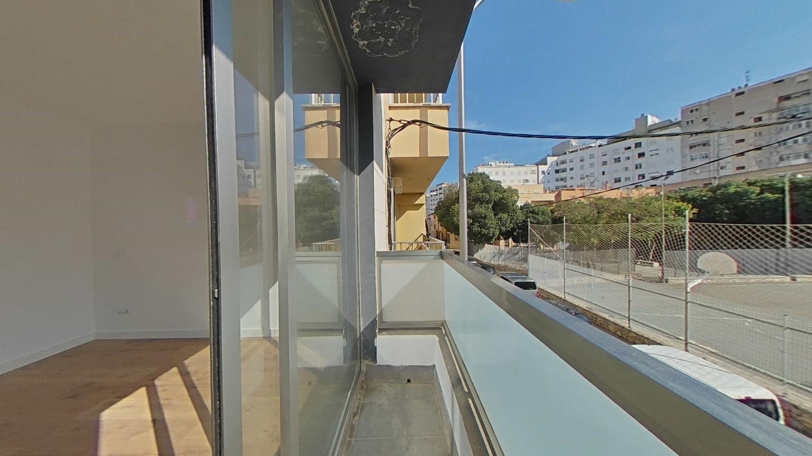 2 bedroom Flat for sale in Palma de Mallorca - € 253,000 (Ref: 9561986)