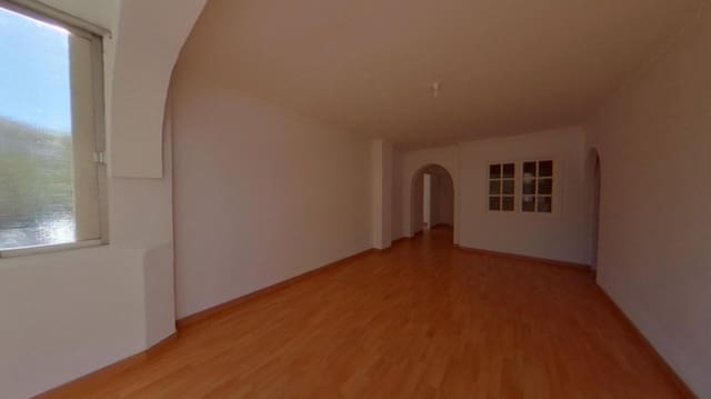 4 slaapkamer Flat te koop in Nou Llevant, Palma de Mallorca - € 300.000 (Ref: 9561990)