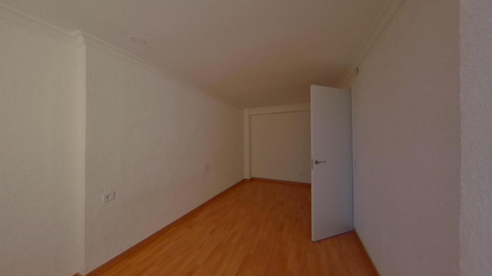 4 Zimmer Wohnung zu verkaufen in Palma de Mallorca - 300.000 € (Ref: 9561990)