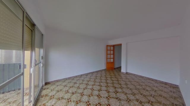 4 bedroom Flat for sale in Palma de Mallorca - € 315,000 (Ref: 9568882)