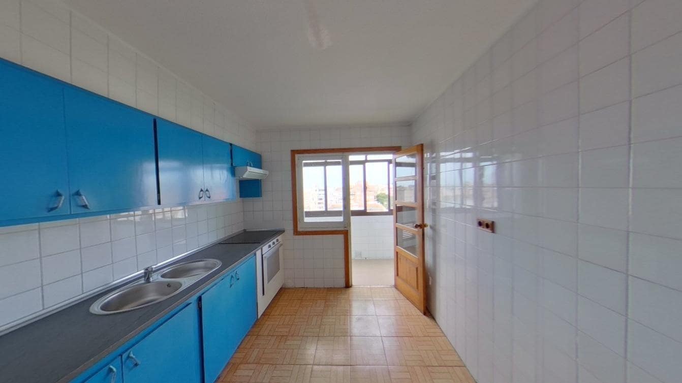 Piso de 4 habitaciones en Palma de Mallorca en venta - 315.000 € (Ref: 9568882)