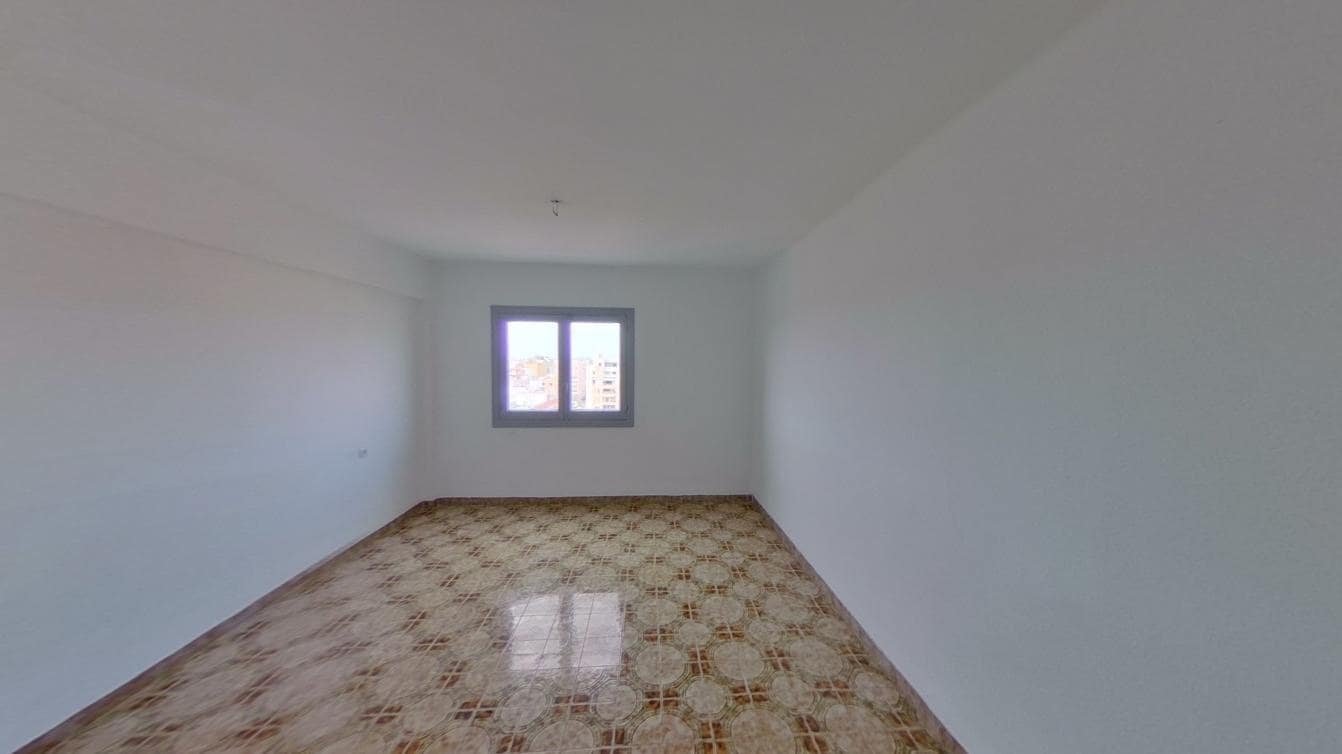 Piso de 4 habitaciones en Palma de Mallorca en venta - 315.000 € (Ref: 9568882)