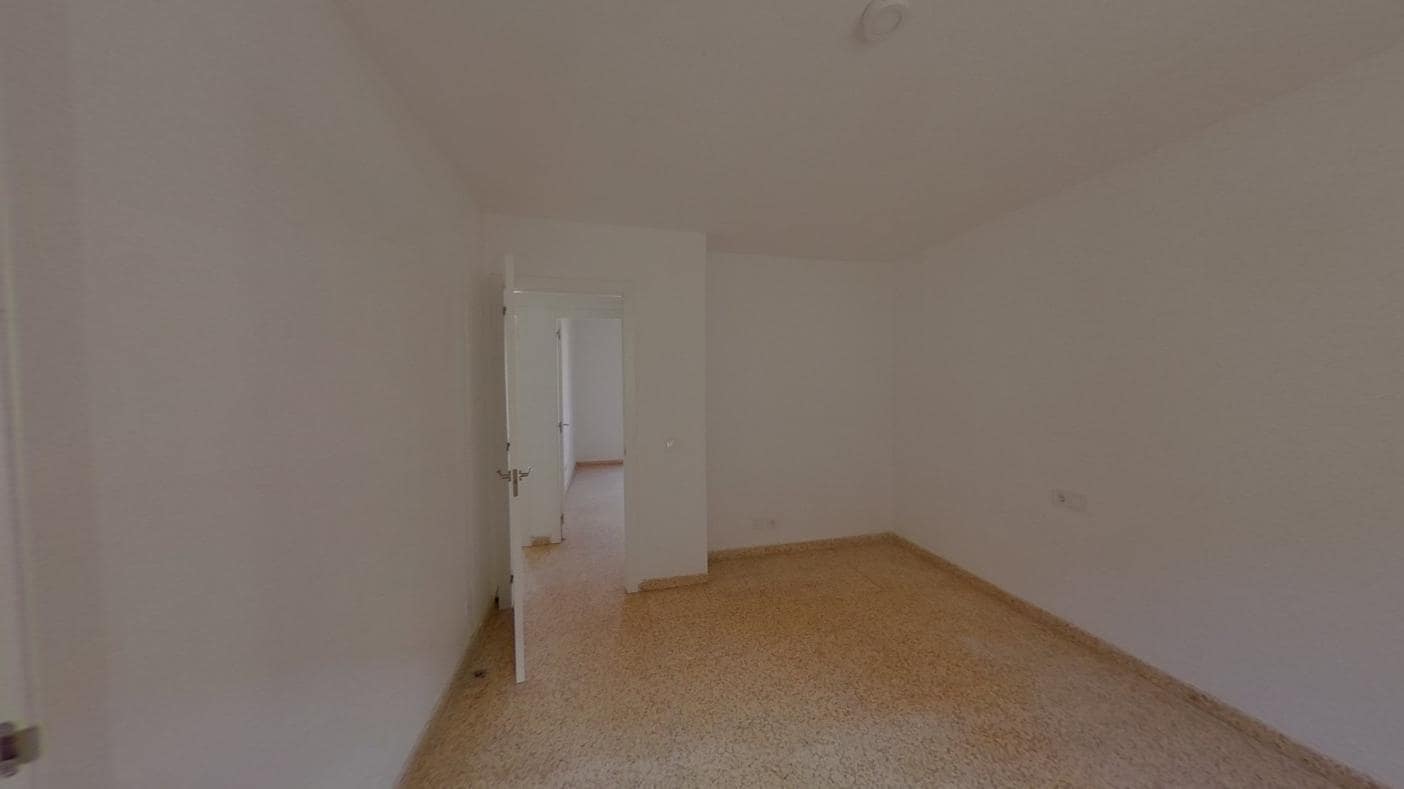 Piso de 3 habitaciones en Palma de Mallorca en venta - 245.000 € (Ref: 9584453)