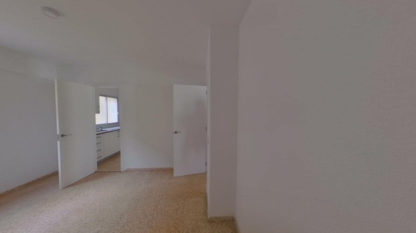 Piso de 3 habitaciones en Palma de Mallorca en venta - 245.000 € (Ref: 9584453)
