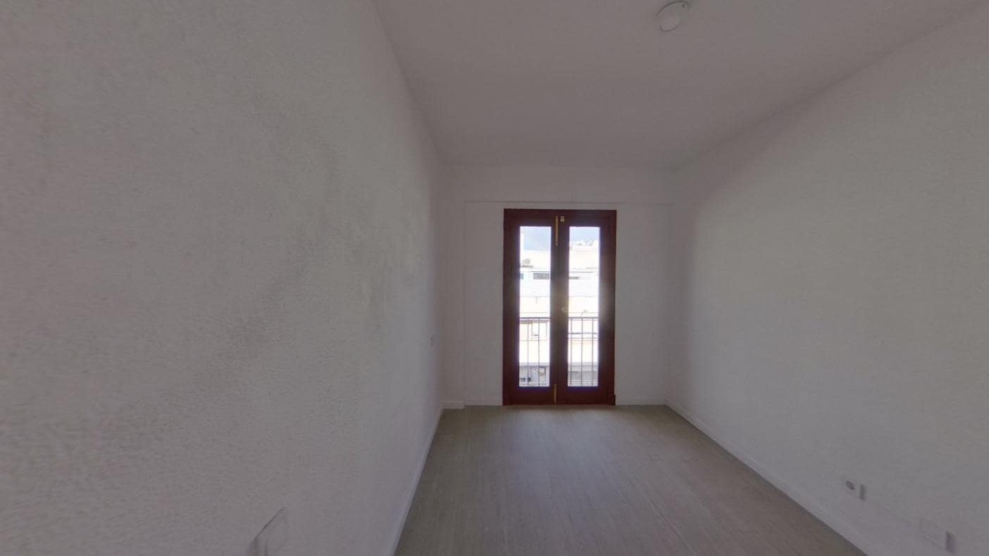 Piso de 3 habitaciones en Palma de Mallorca en venta - 245.000 € (Ref: 9584453)