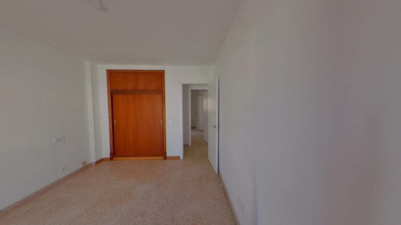 Piso de 3 habitaciones en Palma de Mallorca en venta - 245.000 € (Ref: 9584453)