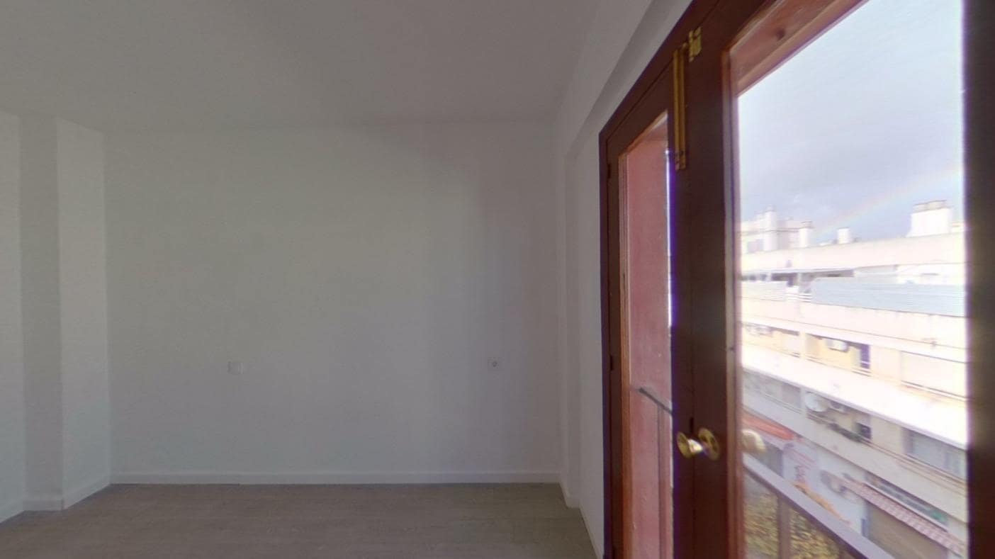 Piso de 3 habitaciones en Palma de Mallorca en venta - 245.000 € (Ref: 9584453)