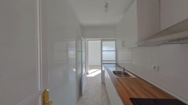 3 slaapkamer Flat te koop in Nou Llevant, Palma de Mallorca - € 275.000 (Ref: 9591426)