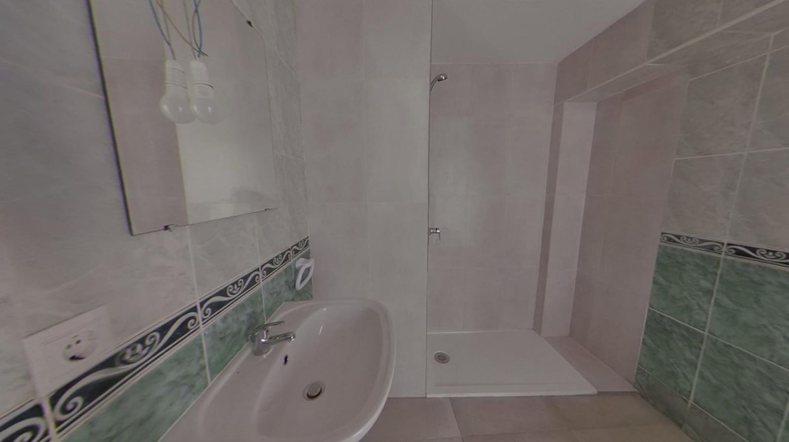 2 slaapkamer Flat te koop in Palma de Mallorca - € 220.000 (Ref: 9596306)