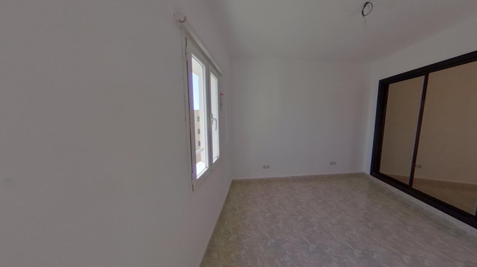 2 slaapkamer Flat te koop in Palma de Mallorca - € 220.000 (Ref: 9596306)