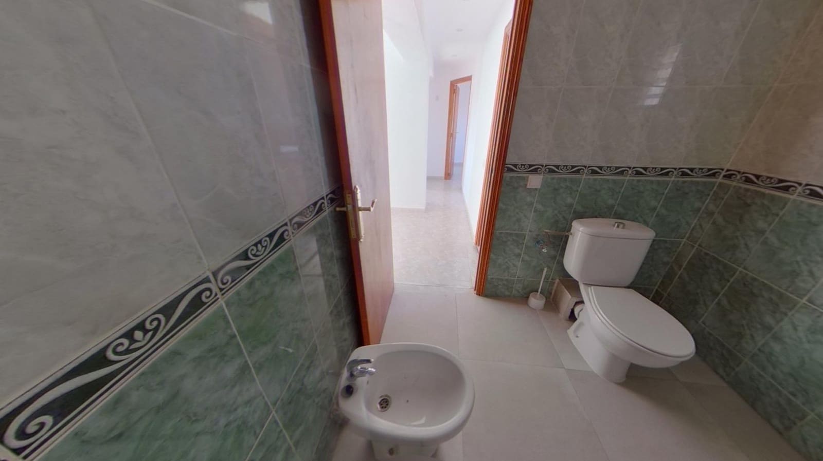 2 slaapkamer Flat te koop in Palma de Mallorca - € 220.000 (Ref: 9596306)
