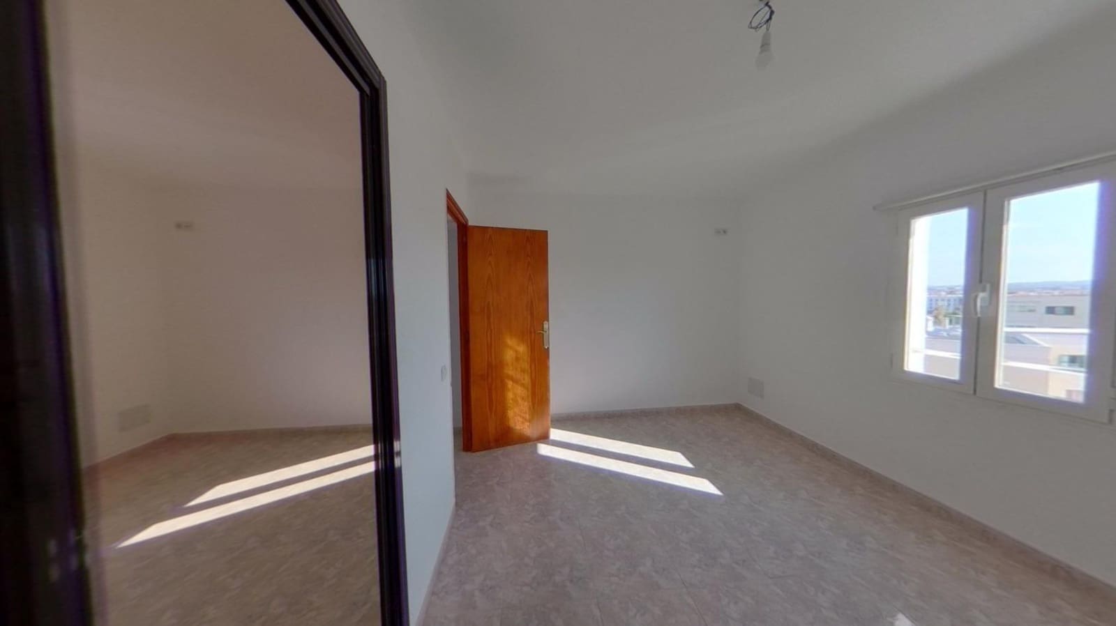 2 slaapkamer Flat te koop in Palma de Mallorca - € 220.000 (Ref: 9596306)