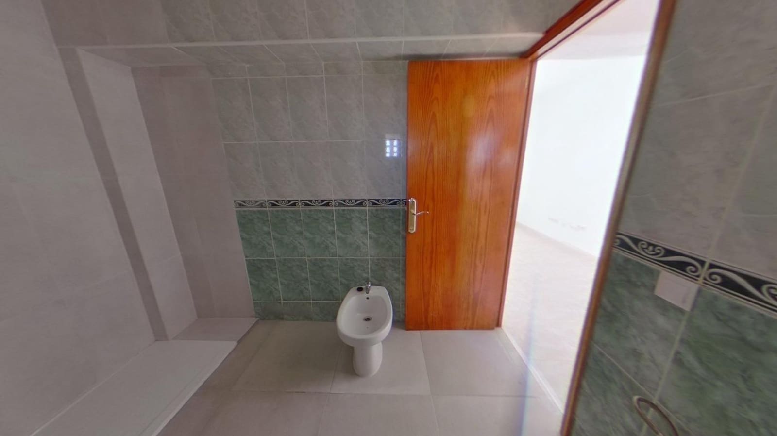 2 slaapkamer Flat te koop in Palma de Mallorca - € 220.000 (Ref: 9596306)