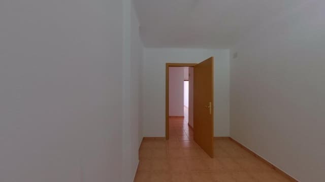 3 soveværelse Lejlighed til salg i Pere Garau, Palma de Mallorca - € 270.000 (Ref: 9599660)