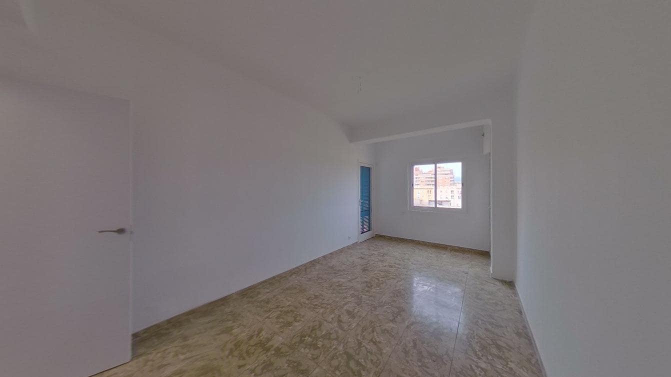 3 soveværelse Lejlighed til salg i Palma de Mallorca - € 275.000 (Ref: 9599661)
