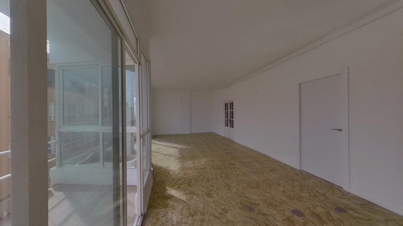 3 soveværelse Lejlighed til salg i Palma de Mallorca - € 275.000 (Ref: 9599661)