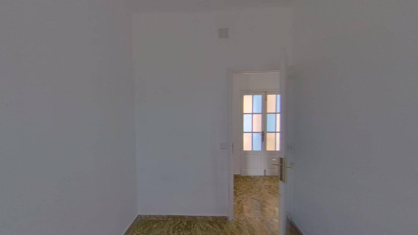 3 soveværelse Lejlighed til salg i Palma de Mallorca - € 275.000 (Ref: 9599661)