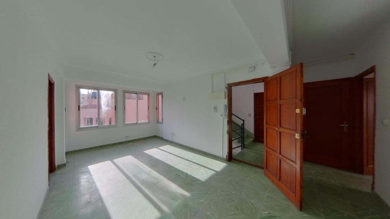 3 soveværelse Lejlighed til salg i Palma de Mallorca - € 255.000 (Ref: 9599663)