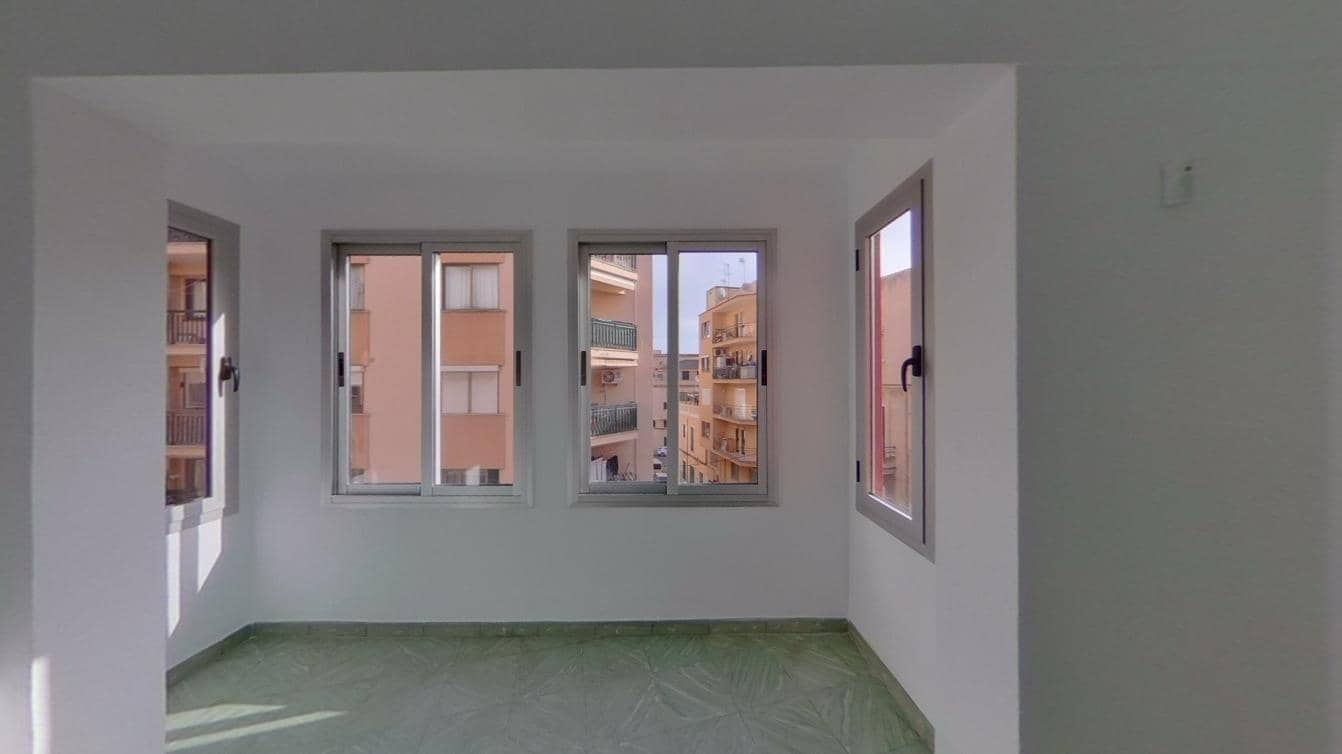 3 soveværelse Lejlighed til salg i Palma de Mallorca - € 255.000 (Ref: 9599663)