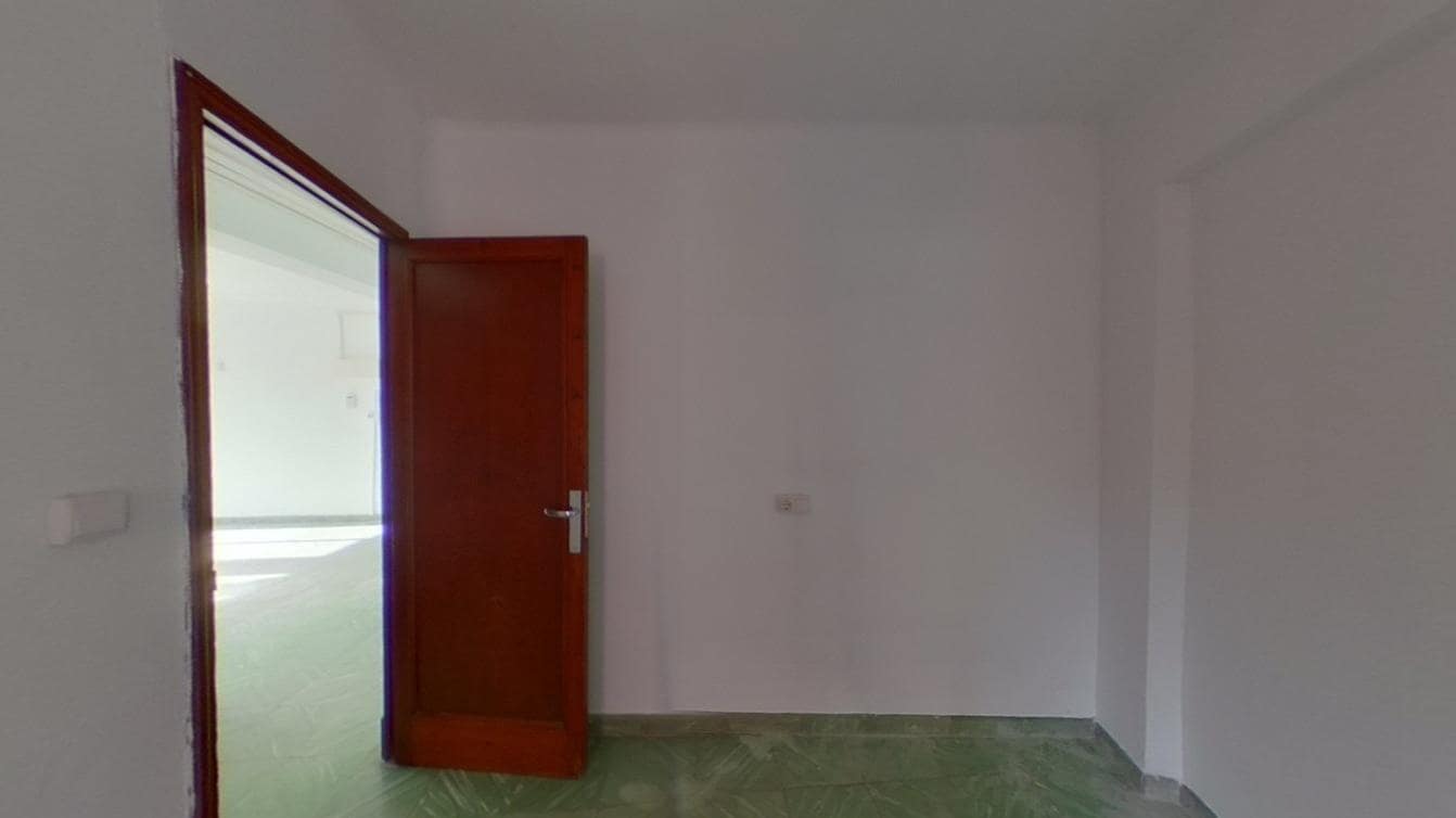 3 soveværelse Lejlighed til salg i Palma de Mallorca - € 255.000 (Ref: 9599663)