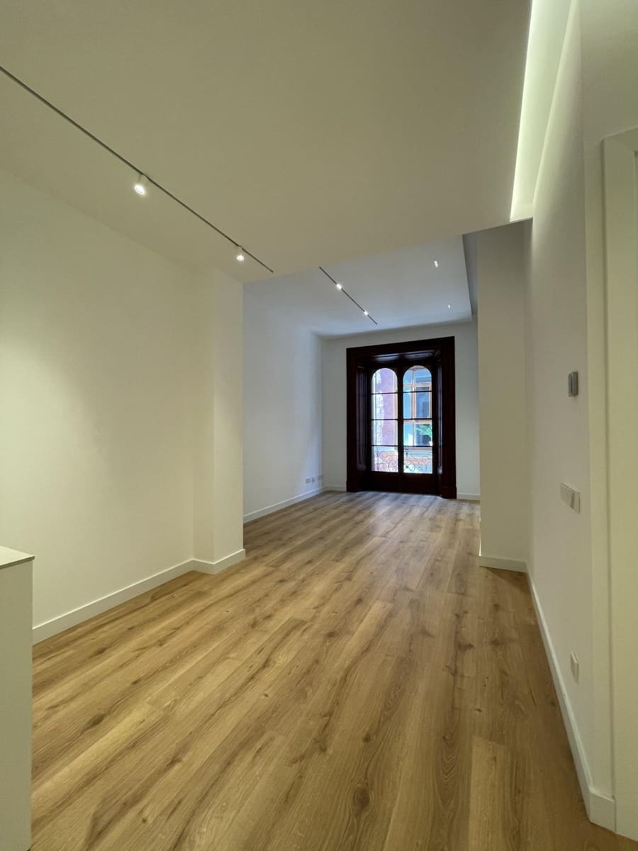 1 soveværelse Lejlighed til leje i Palma de Mallorca - € 2.000 (Ref: 9637732)