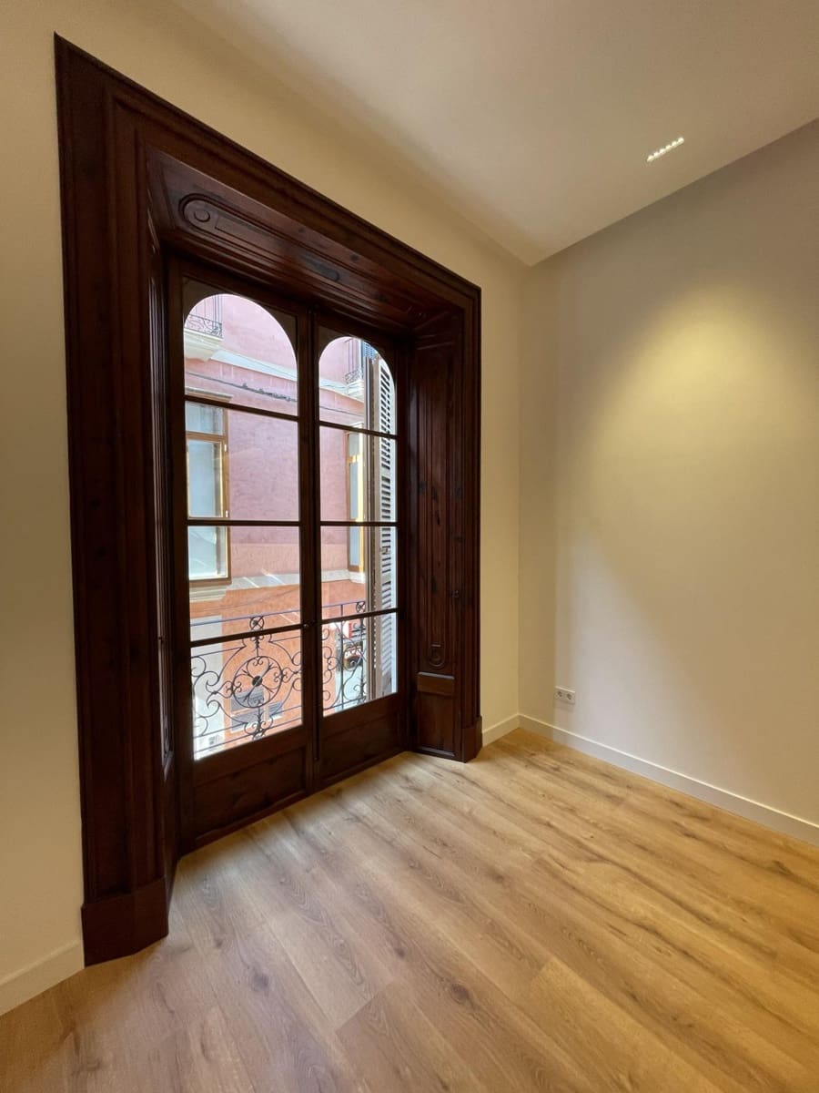 1 soveværelse Lejlighed til leje i Palma de Mallorca - € 2.000 (Ref: 9637732)