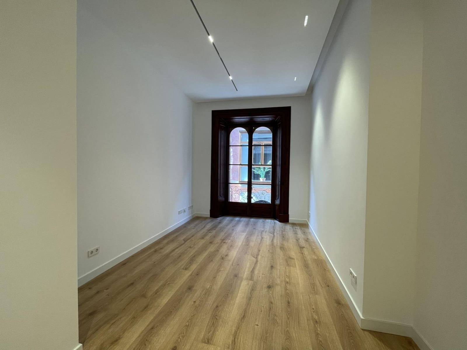 1 soveværelse Lejlighed til leje i Palma de Mallorca - € 2.000 (Ref: 9637732)