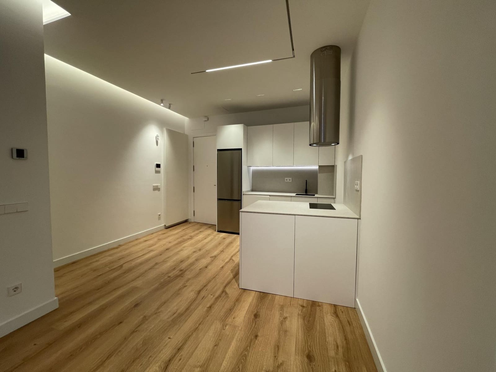 1 soveværelse Lejlighed til leje i Palma de Mallorca - € 2.000 (Ref: 9637732)