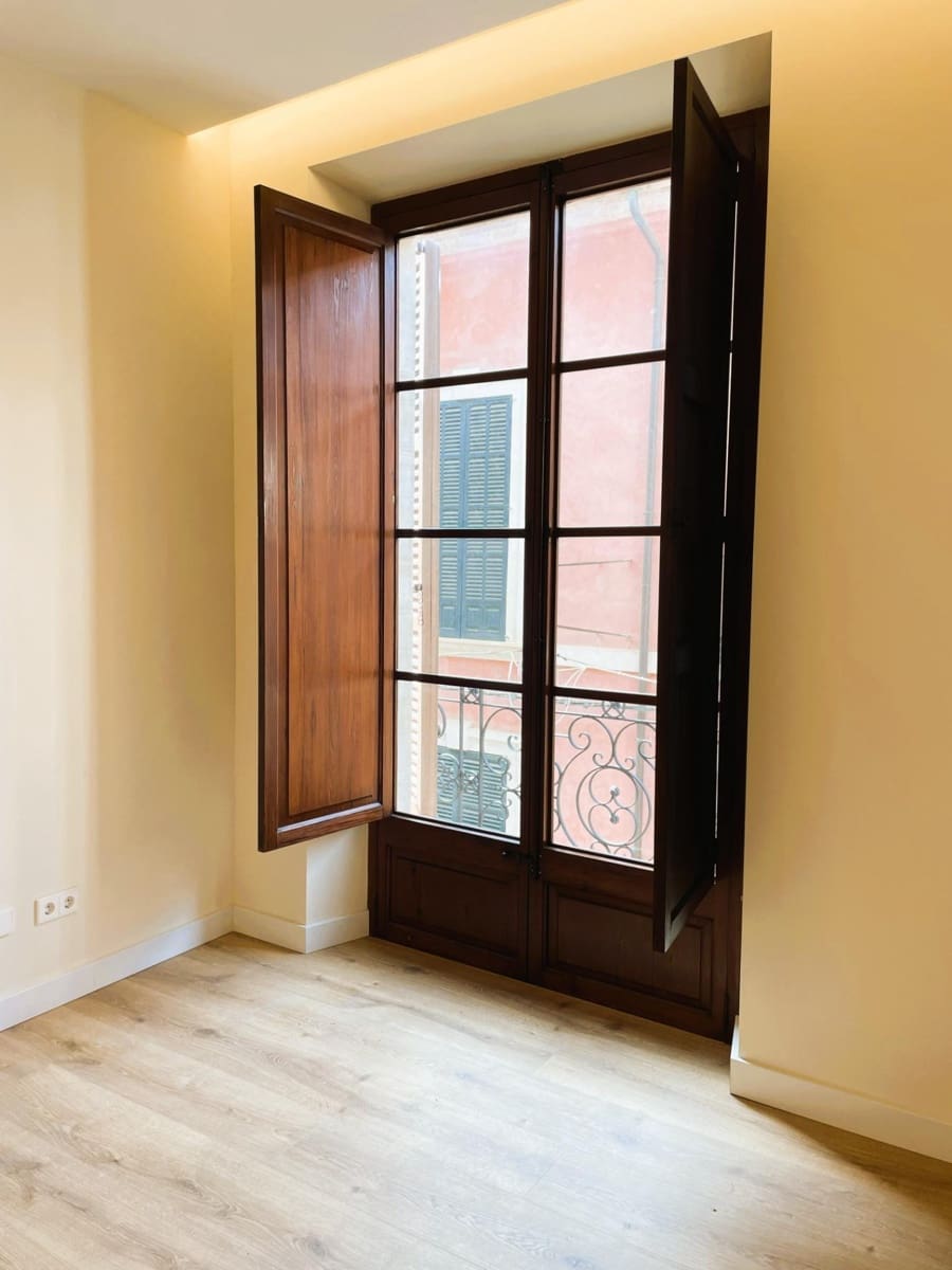 2 soverom Leilighet til leie i Palma de Mallorca - € 2 500 (Ref: 9645164)