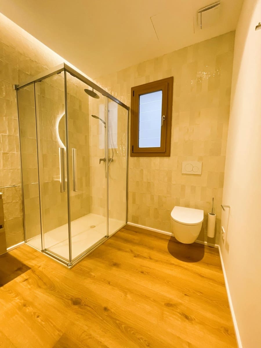 2 soverom Leilighet til leie i Palma de Mallorca - € 2 500 (Ref: 9645164)