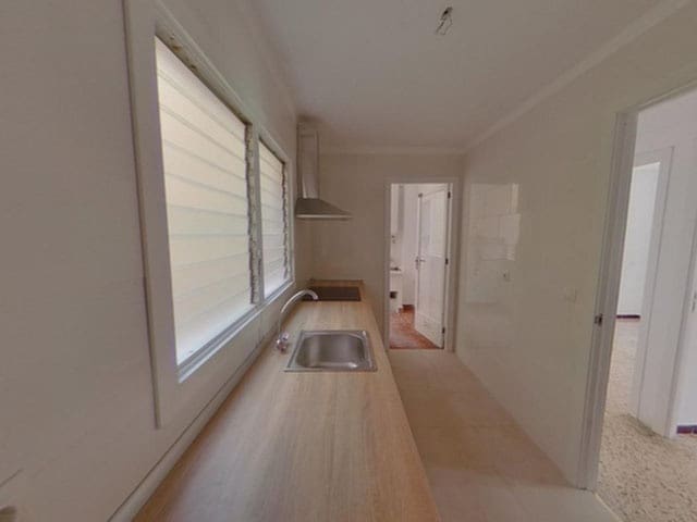 3 slaapkamer Flat te koop in Palma de Mallorca - € 265.000 (Ref: 9700123)